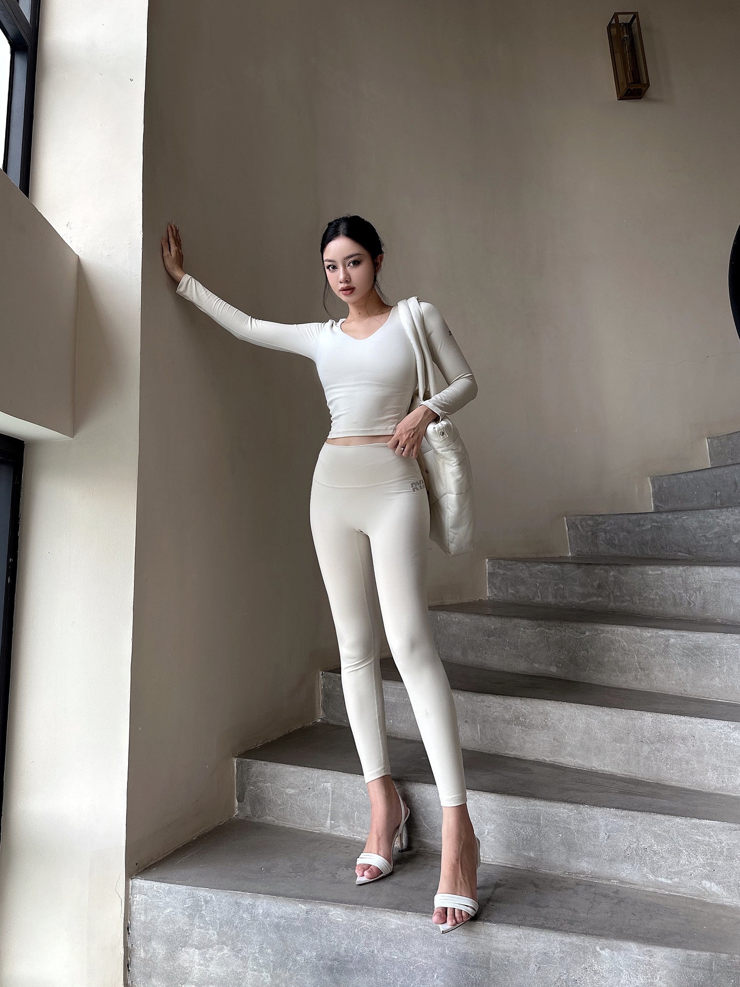RYASOFT LONGSLEEVES TEE COCONUT CREAM
