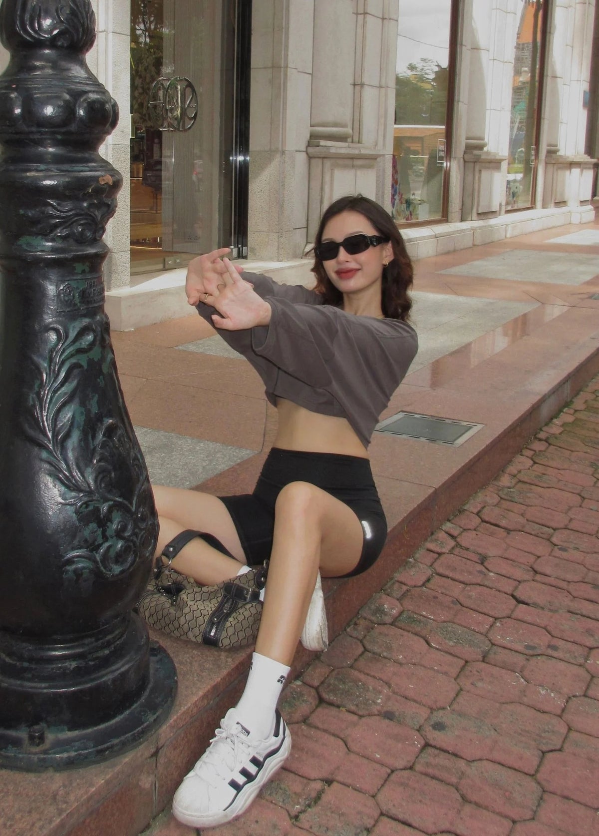 YOLO CROPPED TEE