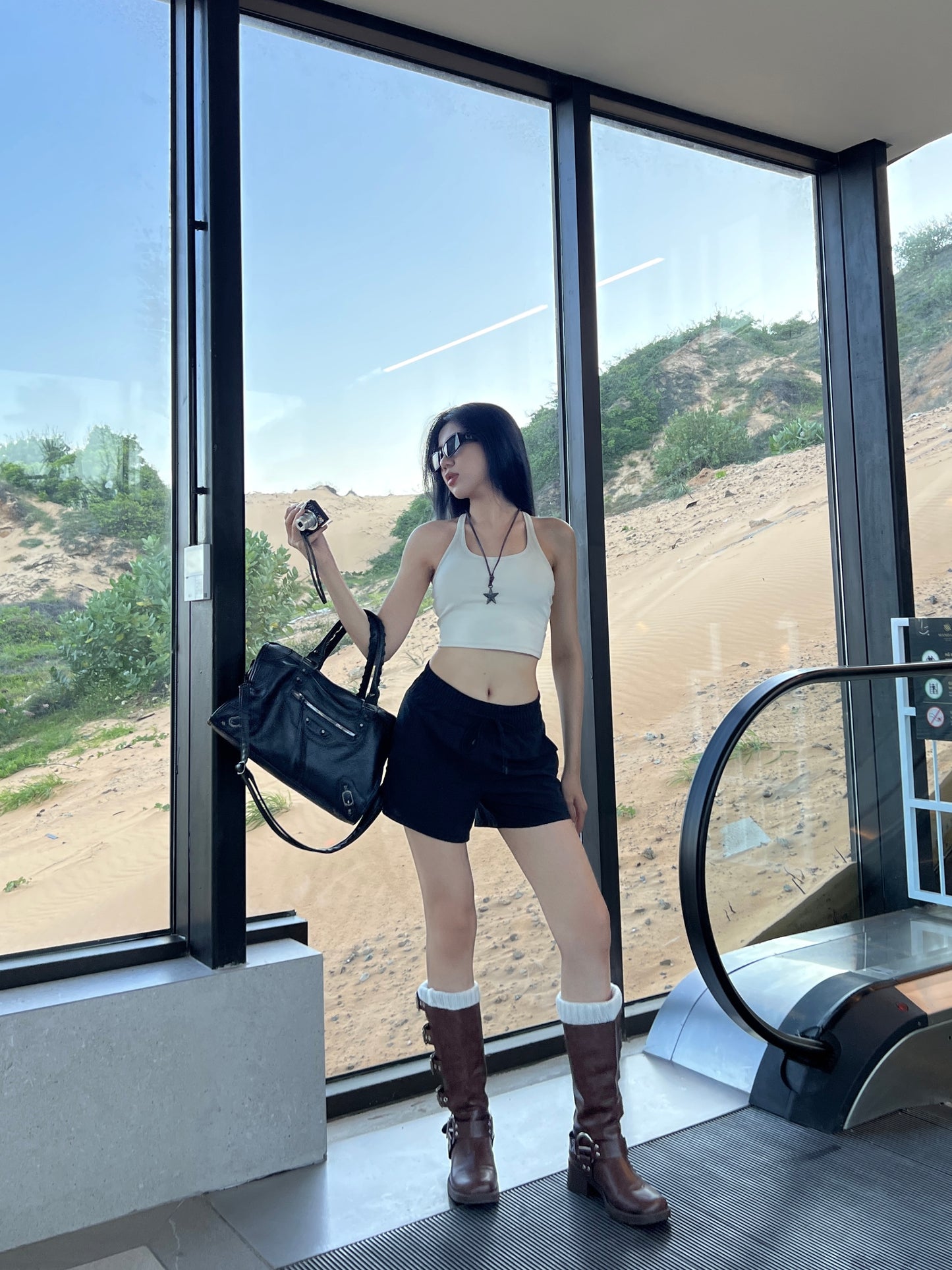 BALL SHORTS BLACK
