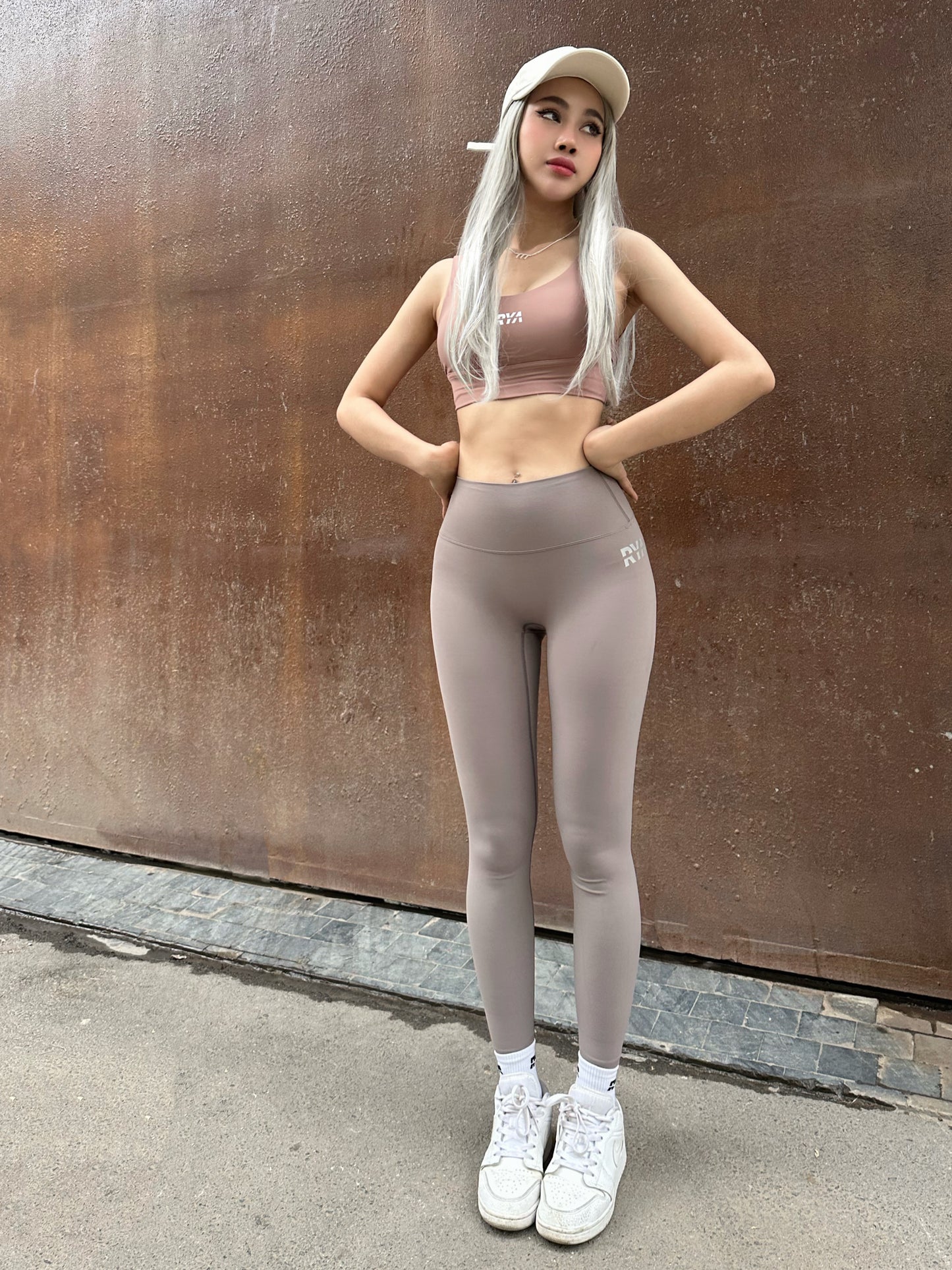 U SPORTBRA MOCHA