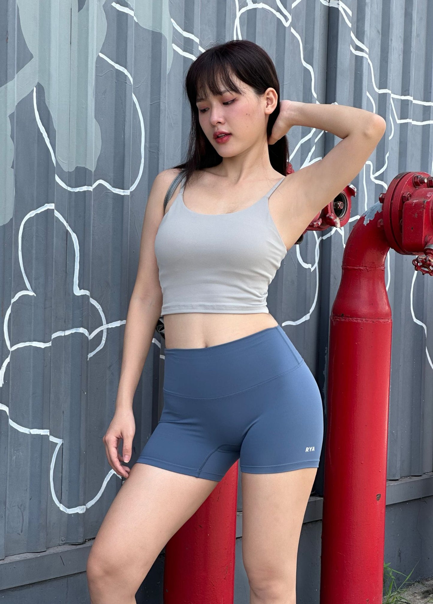 STRAPPY CROPTANK GREY