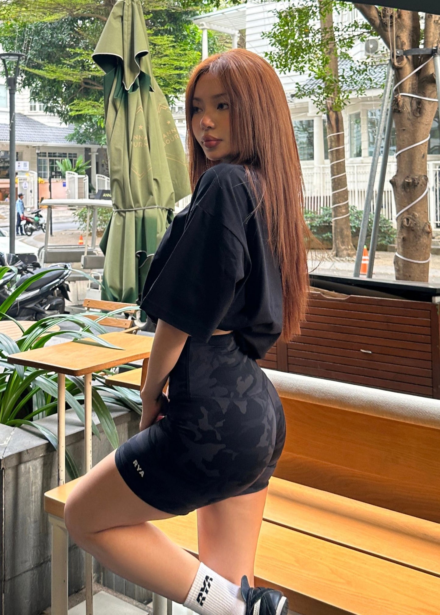RYACTIVE ESSENTIAL TEE BLACK