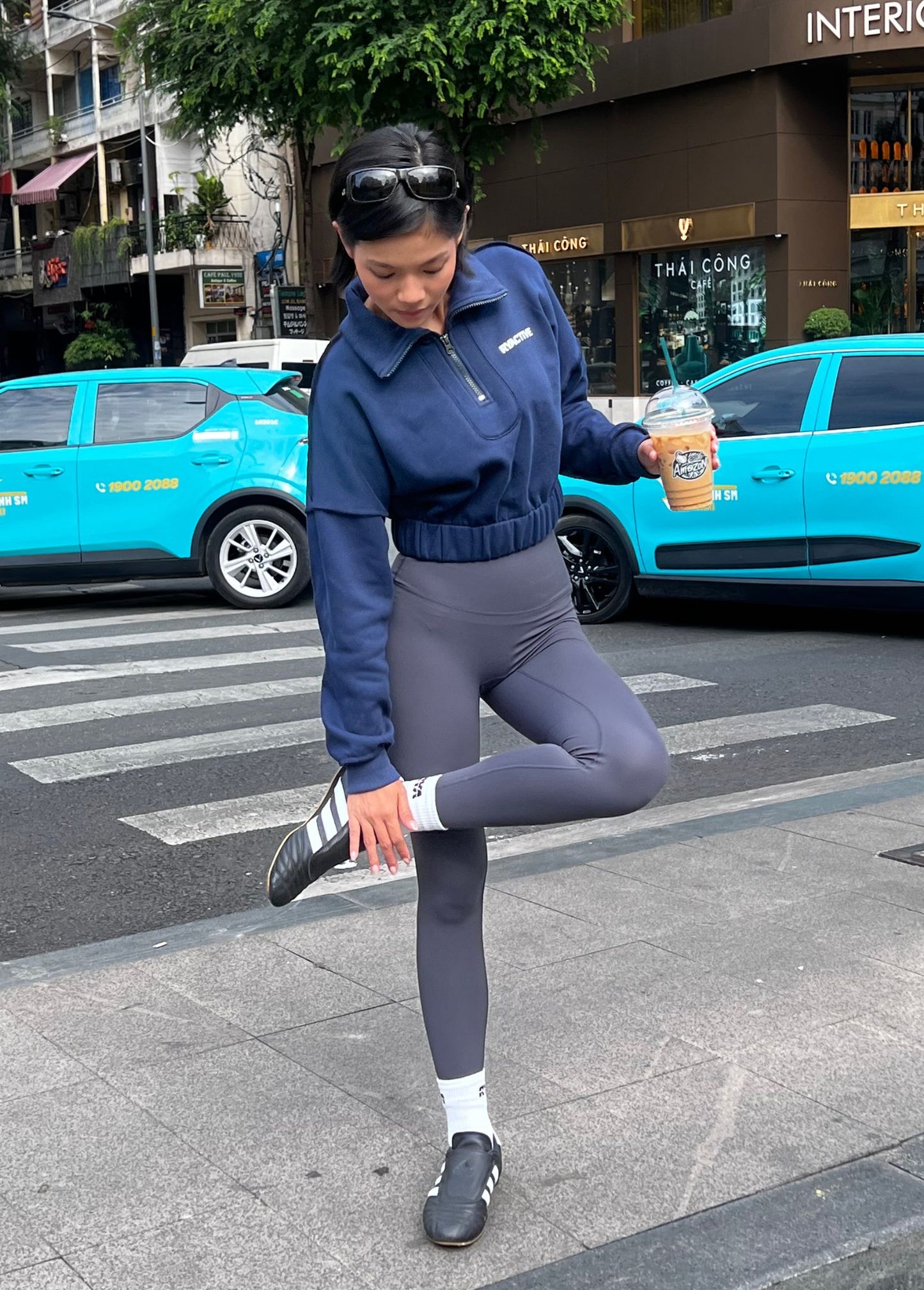 RETRO SWEATSHIRT NAVY BLUE