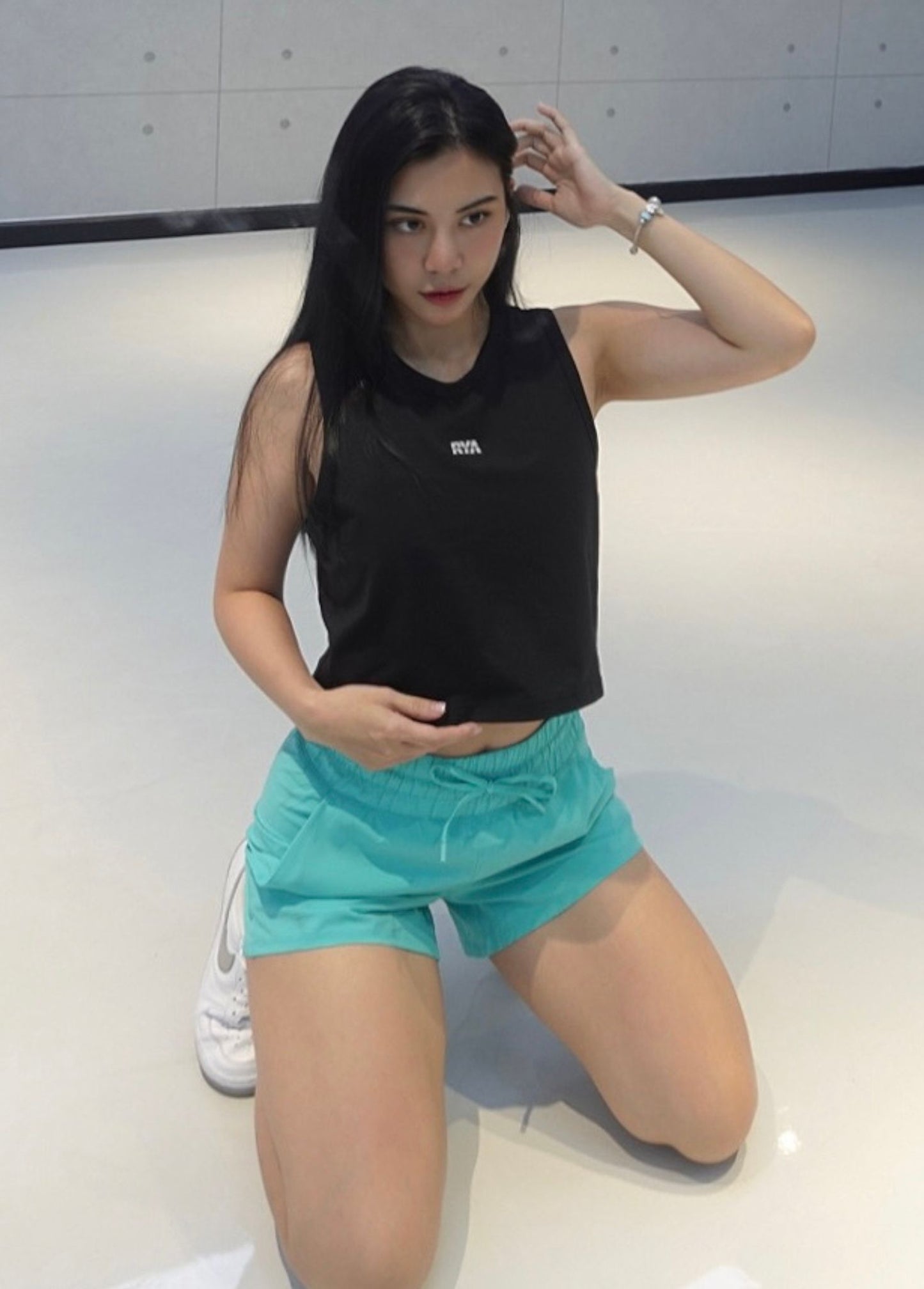 RACER TOP BLACK