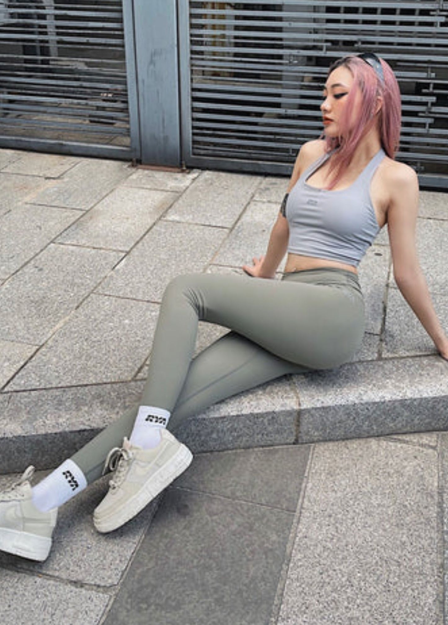 BE ACTIVE SPORTBRA ULTIMATE GREY