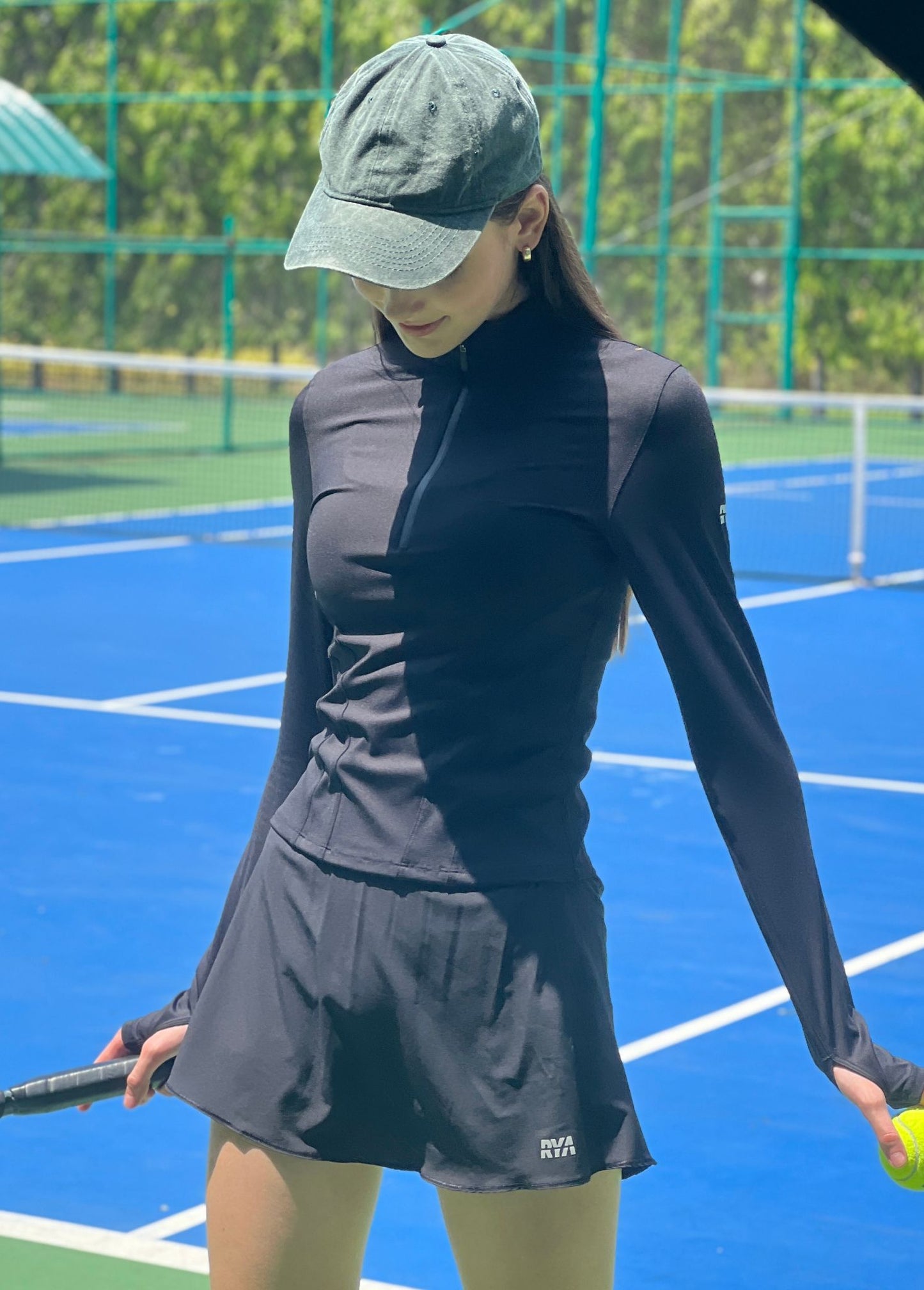 ZIPPER LONGSLEEVES BLACK