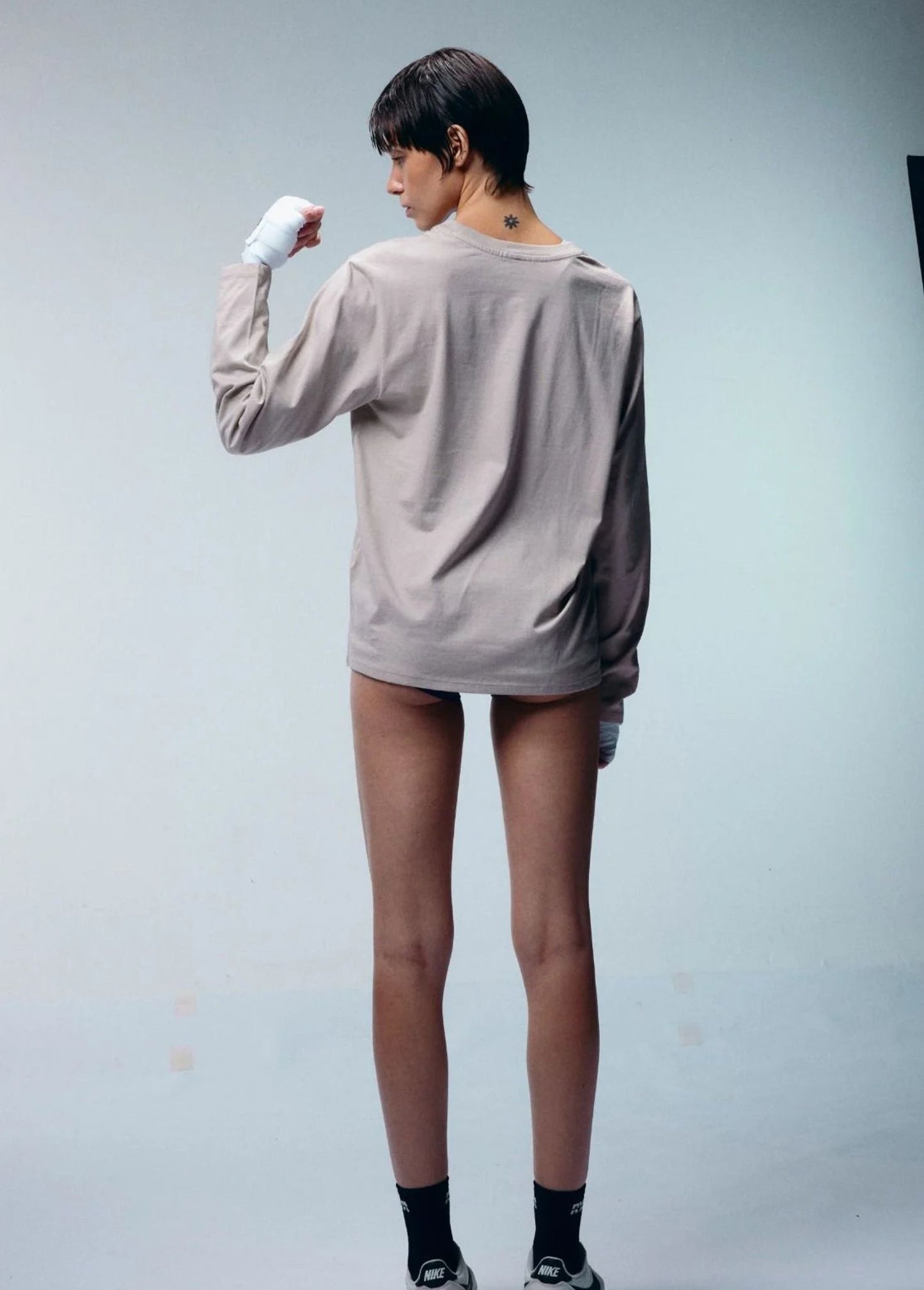 BASIC LONGSLEEVES TEE LIGHT BEIGE