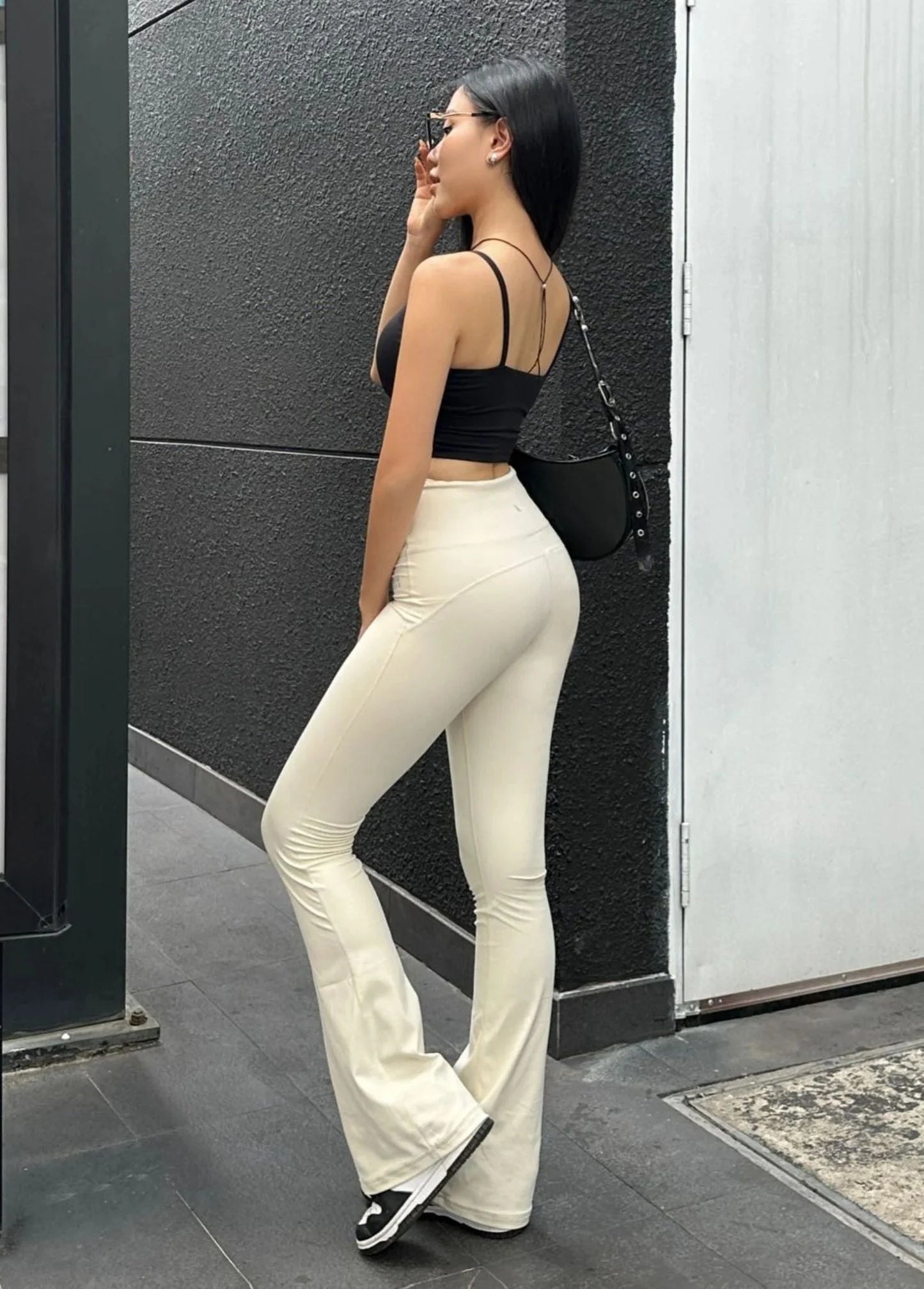 RYA FLARED LEGGING COCONUT CREAM