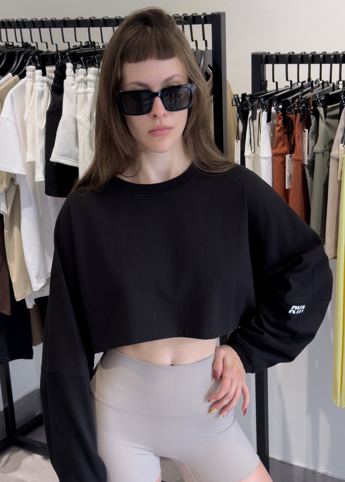 YOLO CROPPED TEE