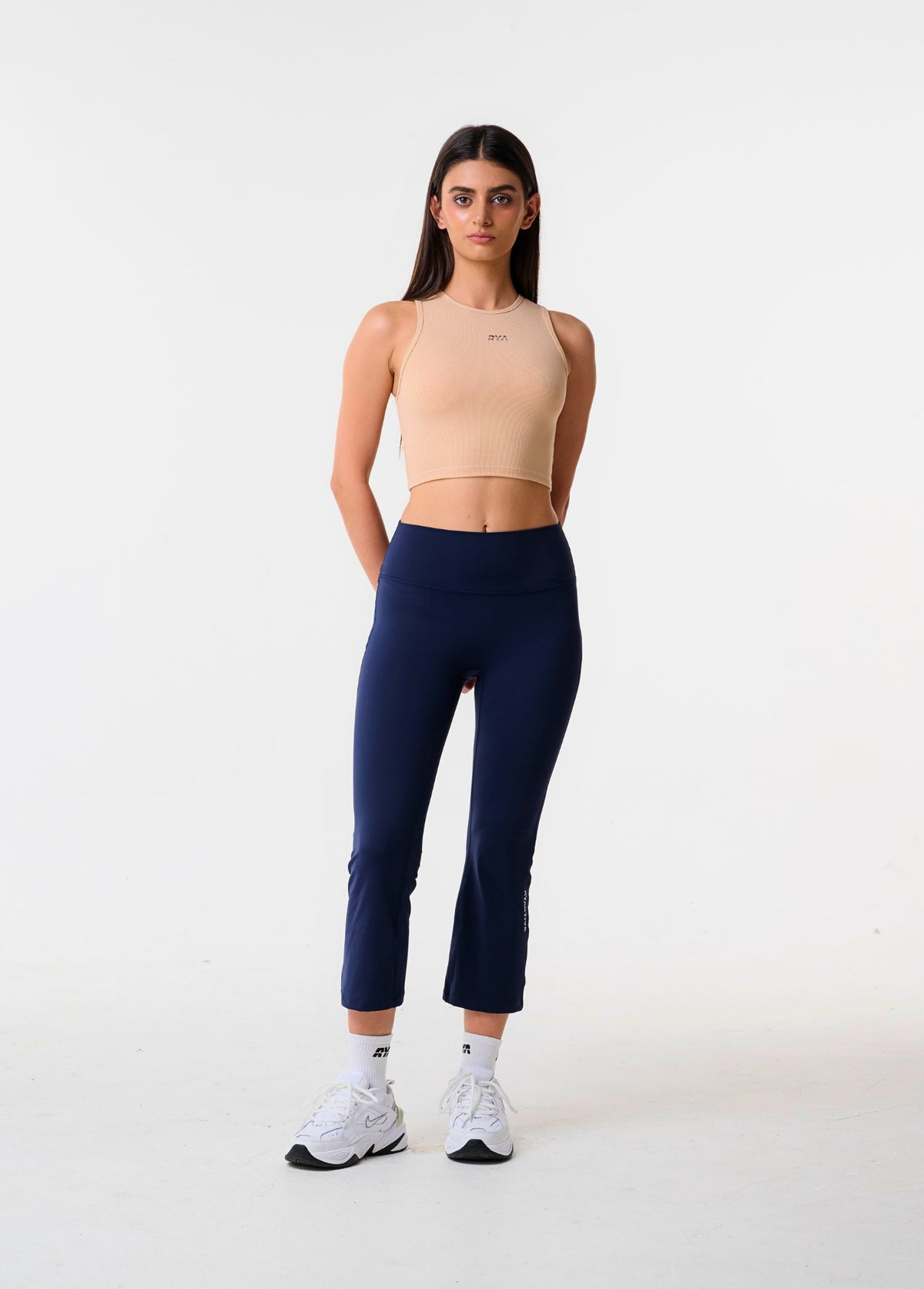 OUTLINE MEDIUM LEGGING