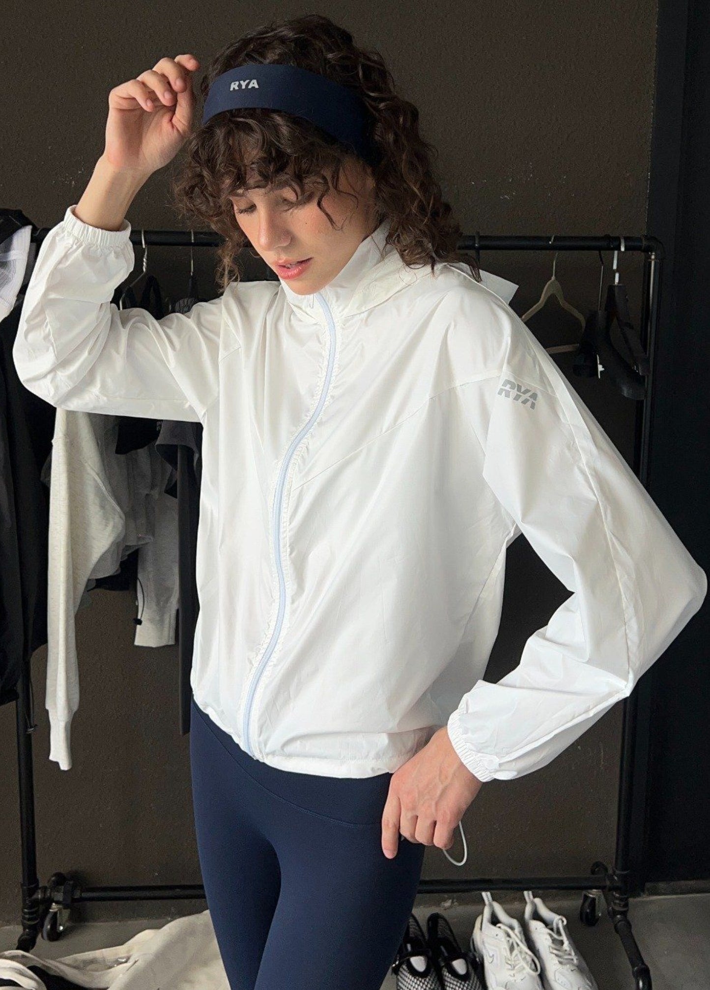 JUMPING NYLON JACKET