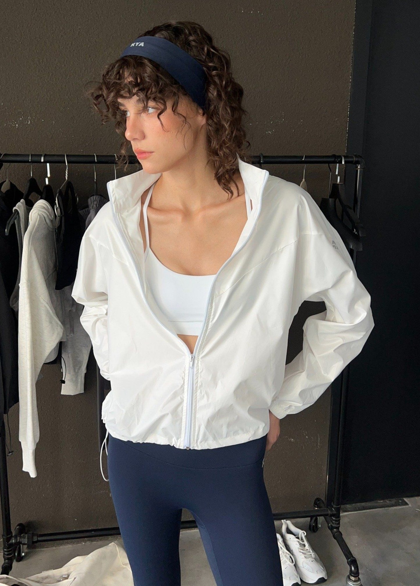 JUMPING NYLON JACKET