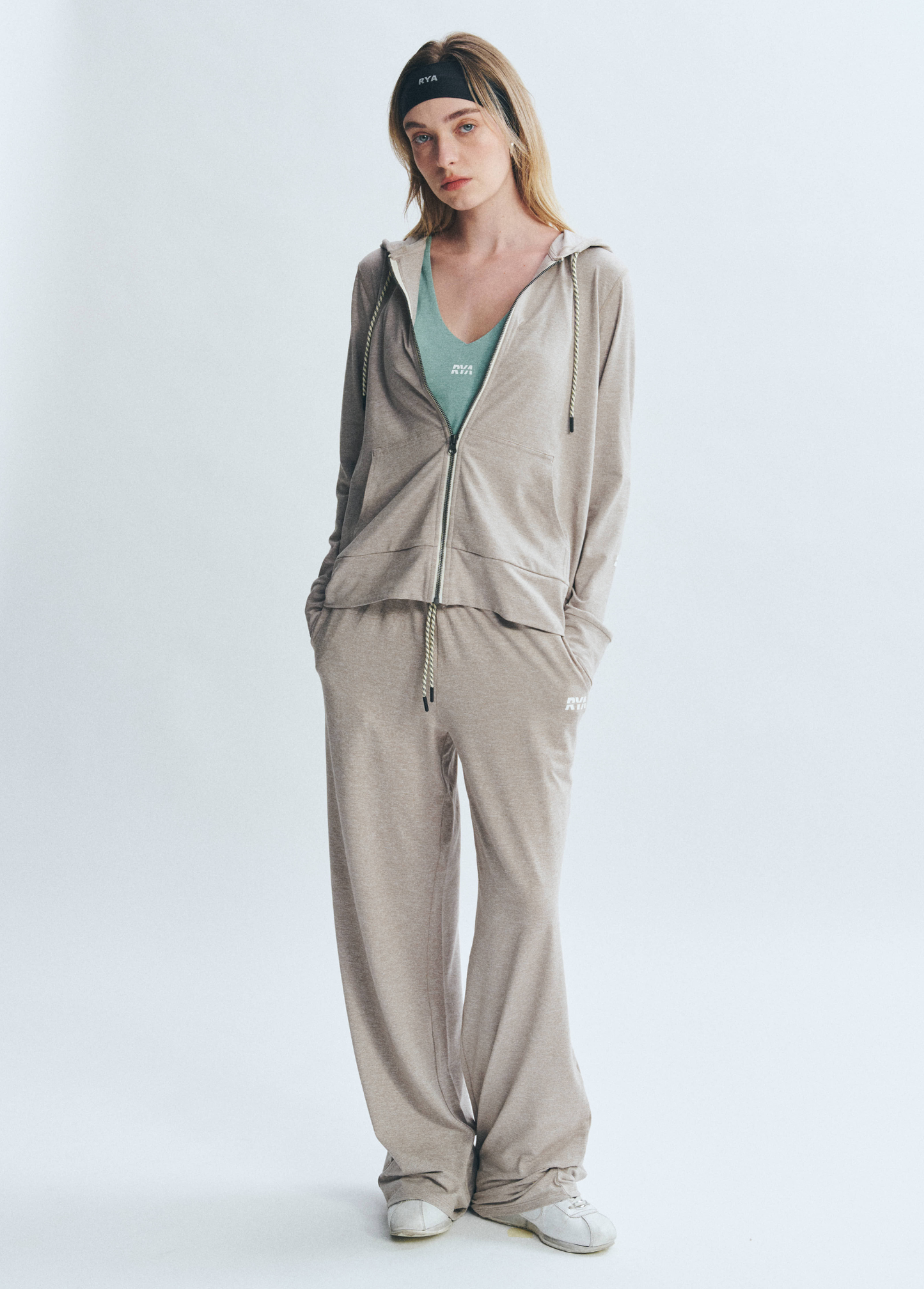 PremRELIEF SUNNY FULL-ZIP HOODIE Heather Taupe