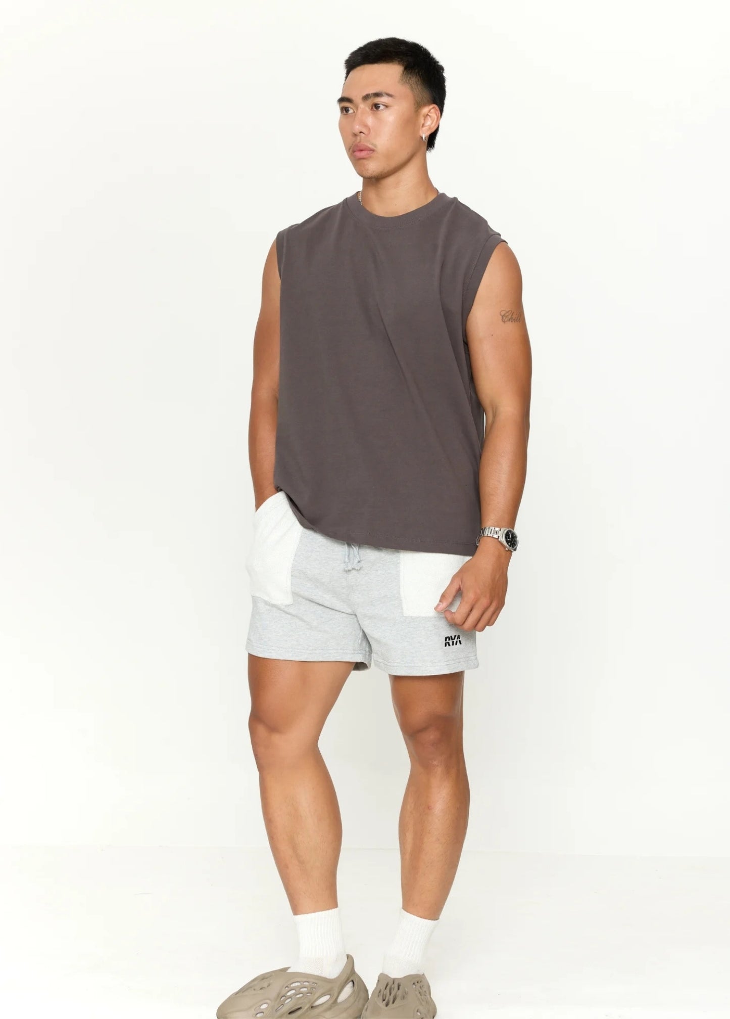 RYAMAN SWEAT SHORTS