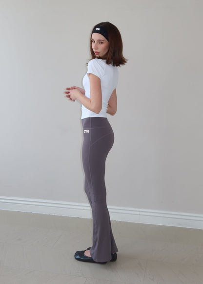 RYA FLARED LEGGING