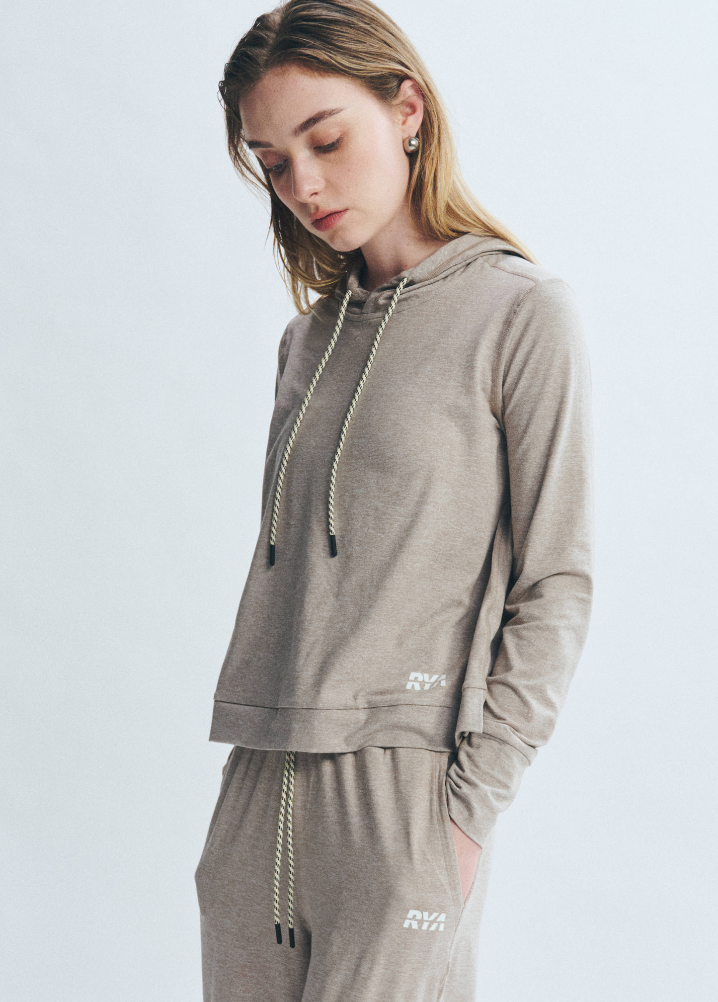 PremRELIEF SUNDAY HOODIE Heather Taupe