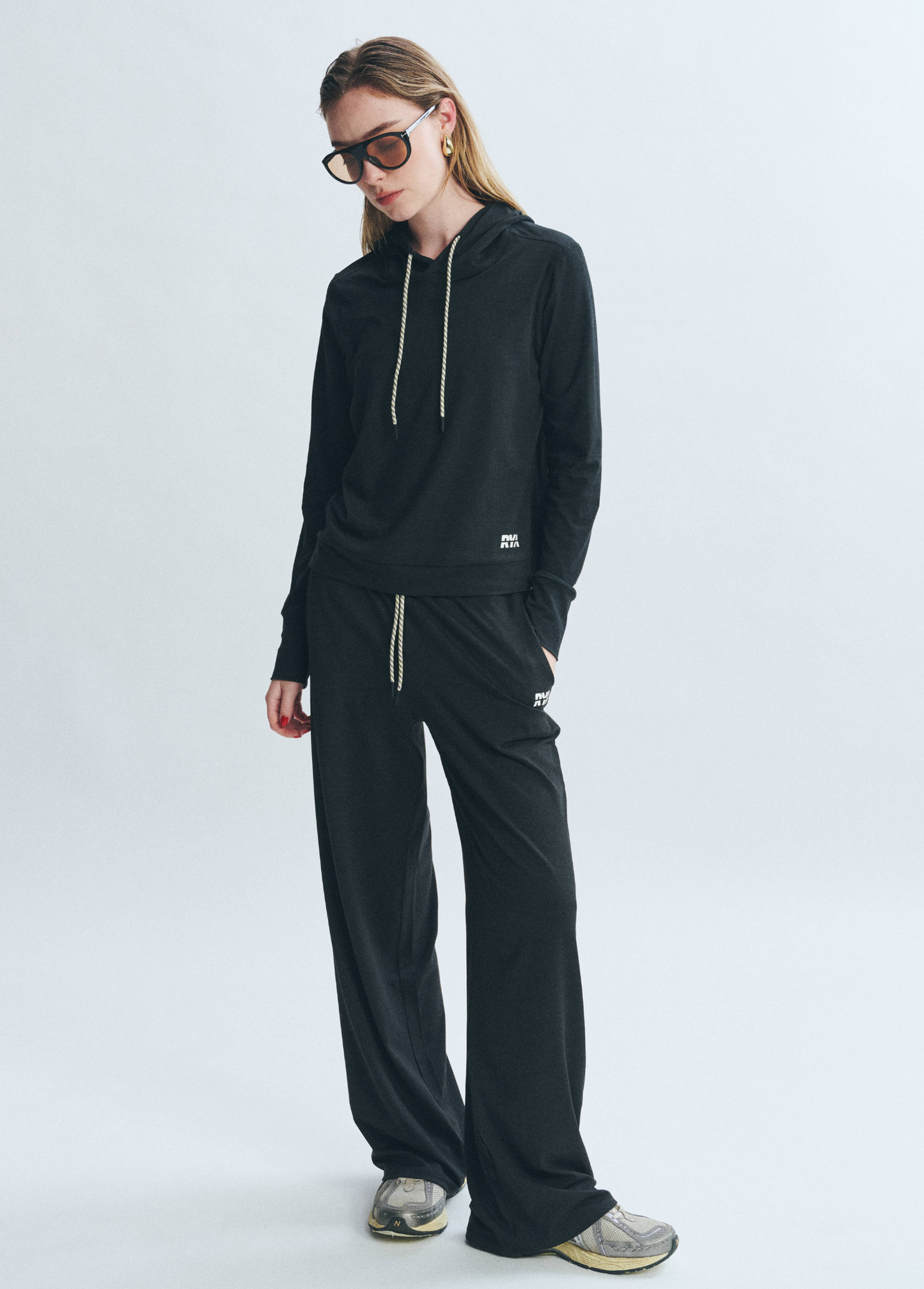 PremRELIEF SUNDAY HOODIE Heather Black